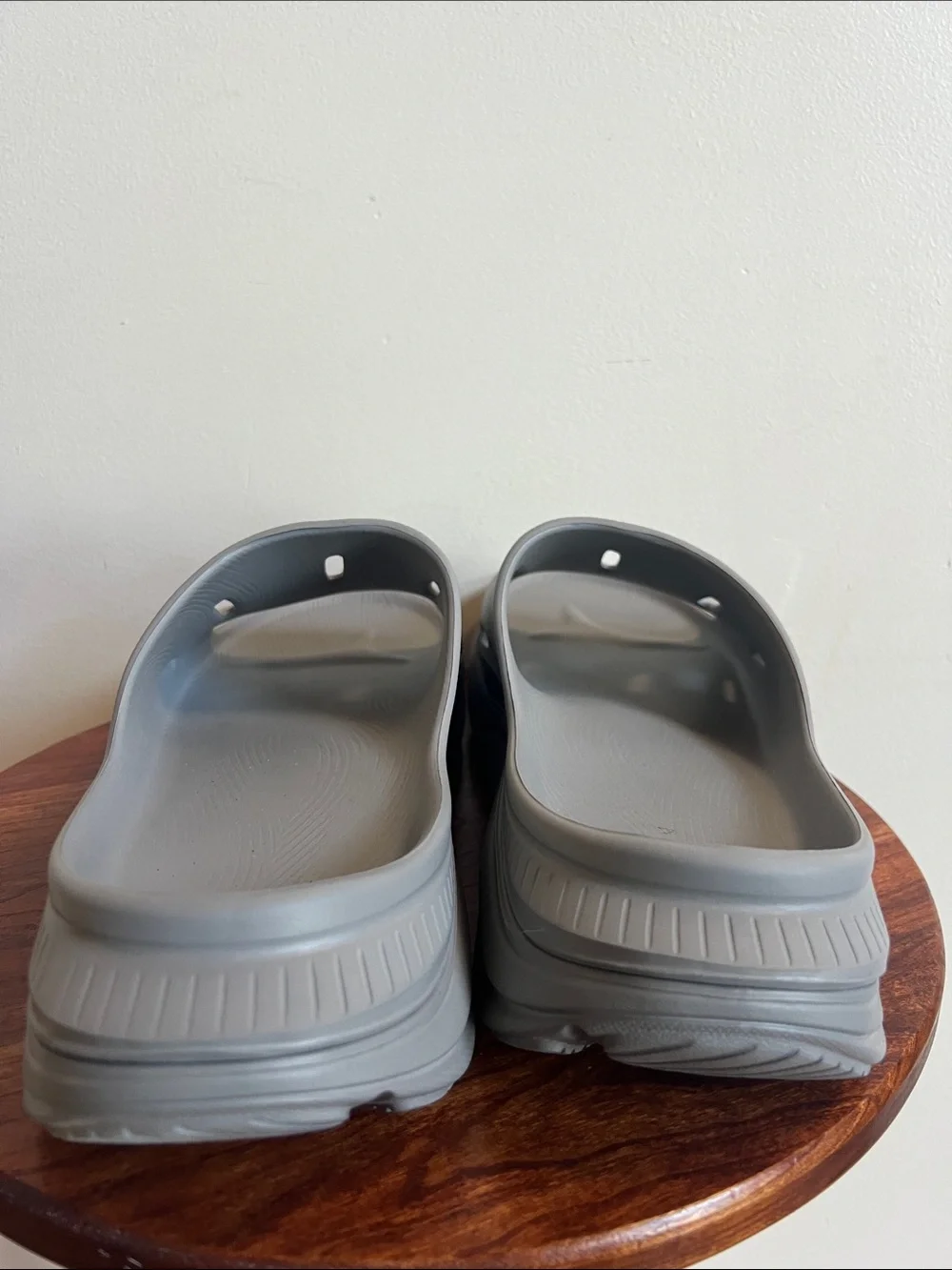 Hoka Ora one one recovery Slide Sandals - Light Gray NWOT